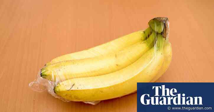 Plastic packaging increases fresh food waste, study finds - The Guardian