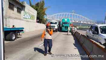 Paso Exprés de Cuernavaca: tráiler provoca carambola; hay personas atrapadas - Radio Fórmula