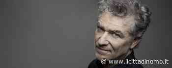 Monza: Gioele Dix al teatro Manzoni con l'incanto del mondo di Buzzati - Il Cittadino di Monza e Brianza