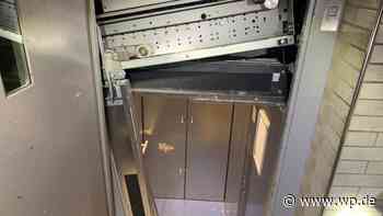 Im Aufzug steckengeblieben: Feuerwehr rückt in Meschede aus - WP News