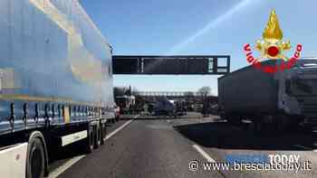 Terribile incidente in A4: giovane operaio muore schiacciato tra due camion - BresciaToday