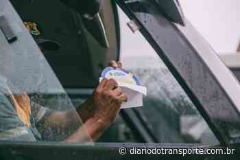 Transportadores escolares de Cotia (SP) com alvará renovado recebem Selo de Autorizado - Adamo Bazani