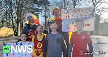 BEKIJK - Kinderen moedigen meester Stefan uit Genk aan: "Hij gaat opnieuw wereldkampioen sleehondenracen worden" - VRT NWS