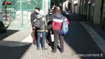 Saronno, la baby gang del centro: fermati anche due 13enni - Corriere TV