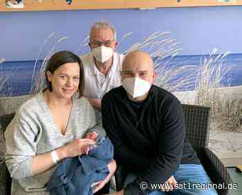 Schnapszahl-Baby in Stade: Theo kam am 22.02.2022 um 2:22 Uhr auf die Welt - Sat.1 Regional