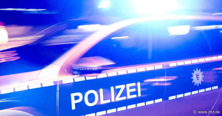 Mannheim-Käfertal:  SUV kollidiert mit Leitplanke
