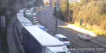 Un accident provoque un énorme bouchon sur l'A8 à Nice - Nice-Matin
