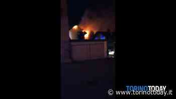 Incendio a Orbassano: tetto di una cascina distrutto dalle fiamme - TorinoToday