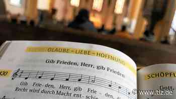 Friedensgebete in der Jenaer Stadtkirche wegen Krieg in der Ukraine - Thüringische Landeszeitung