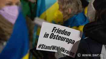 Emotionale Reaktionen in Ulm auf Russland-Ukraine-Konflikt - SWR