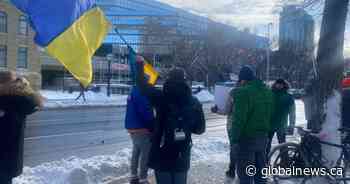 Albertans gather to show support for Ukraine: ‘It’s a terrible thing that’s going on’