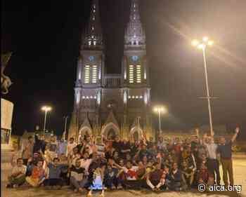 El seminario de Buenos Aires peregrinó a Luján desde El Cenáculo- La Montonera - Aica On line