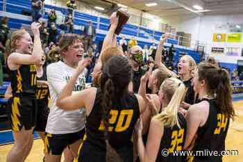 Our favorite 10 images as Midland Dow girls basketball defeats Carman-Ainsworth - MLive.com