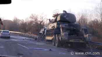 CNN reporter describes journey into Kyiv as Russian troops close in