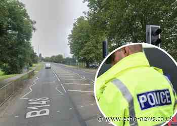 Basildon road partly blocked after crash outside school i - Echo