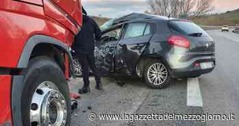 Auto contro tir sulla Potenza-Melfi: un ferito in ospedale - La Gazzetta del Mezzogiorno