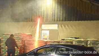 Böller zum Frühstück - Städtlewecker treffen sich am frühen Morgen des Schmotzigen - Schwarzwälder Bote