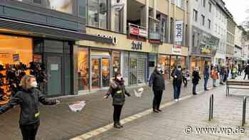 Corona Siegen: Menschenkette für Solidarität in der Pandemie - Westfalenpost