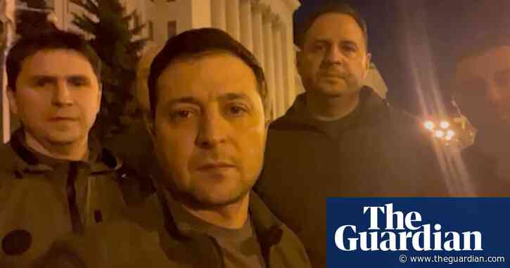 Zelenskiy tells Ukrainians he will remain in Kyiv – video