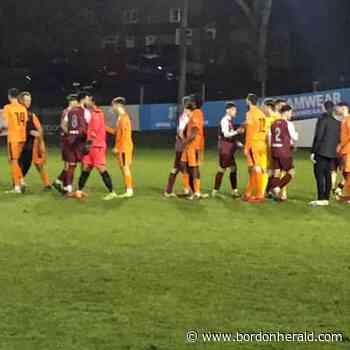 Another penalty shoot-out defeat for Farnham Town | bordonherald.com - Bordon Herald