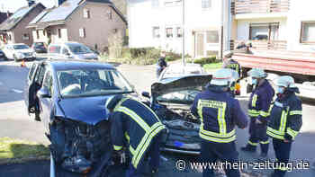 Sinzig: Kollision beim Linksabbiegen fordert drei Leichtverletzte - Kreis Ahrweiler - Rhein-Zeitung