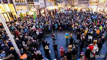Kundgebung auf dem Marktplatz: Krieg in der Ukraine lässt die Bonner schaudern - General-Anzeiger Bonn