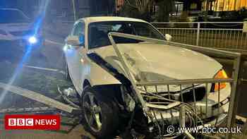 Hull: Drink-drive charge over crash near Willerby pub - BBC News