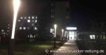 Omikron-Welle: Nardini-Klinikum muss Personal aus Urlaub zurückholen - Saarbrücker Zeitung