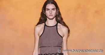 Mode-Trend mit Understatement: Das Racerneck kommt im Frühling 2022 zurück - Harper's BAZAAR