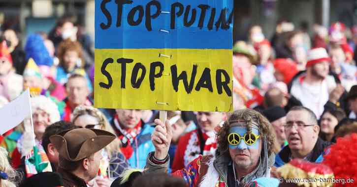 Straßenkarneval in Zeiten des Krieges