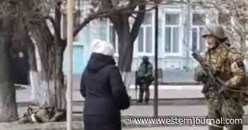 Ukrainian Woman Defies Tyranny, Goes Viral for Scolding Russian Soldier