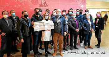 Roc-Loisirs et le FC Lorient offrent 1 500 € au CHBS - Le Télégramme