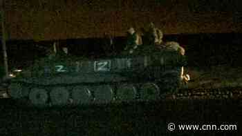 'Remarkable': CNN reporter spots major Russian tank movement on live TV