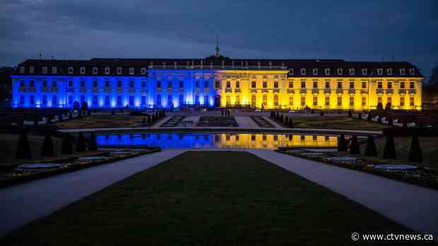 Live updates: Germany to send anti-tank weapons to Ukraine