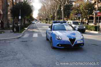 Foligno, colto da malore sulla riva del Topino, soccorso dalla Polizia - Il quotidiano che racconta l'Umbria - Umbria Cronaca