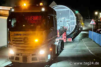 Schwertransport: 200-Tonnen-Koloss zwängt sich von Chemnitz bis Aue - TAG24