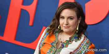 Lena Dunham Opens Up About a Potential Girls Reboot — and Reveals Why 'It's Not Time Yet' - PEOPLE