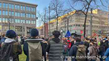 Mannheim: „Das Undenkbare ist passiert“ – Solidaritäts-Kundgebung am Paradeplatz - mannheim24.de