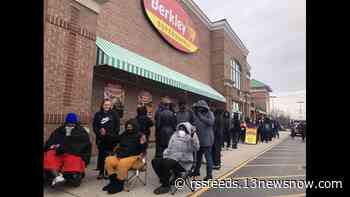 Free Food: Law firm gives away $8,000 in grocery gift cards to families in Norfolk neighborhood