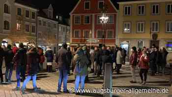 Mindelheim: "Sieg-Heil"-Rufe nach den Montagsdemos: Anzeigen gegen fünf Männer | Mindelheimer Zeitung - Augsburger Allgemeine