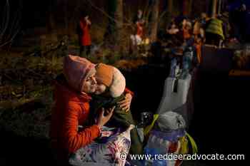 Ukrainians flee war, seeking safety across western borders - Red Deer Advocate
