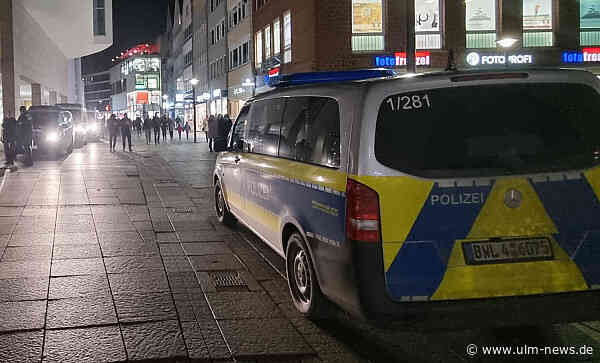 Wieder Festnahmen bei nicht beantragter Demonstration in der Ulmer Innenstadt