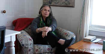 When Her Husband Said He Wanted to Die, Amy Bloom Listened