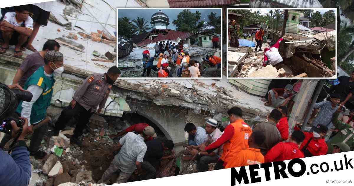 Землетрясение 12 апреля. Землетрясение. Kotabumi Индонезия землетрясение сегодня. At least 11 Dead in Golra Morr Wall Collapse incident.