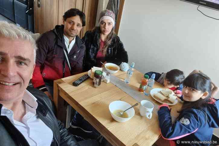 Andy (49) uit Zelzate rijdt met auto naar Polen: “Ik wil voor de oorlog gevluchte Oekraïners naar hier halen”