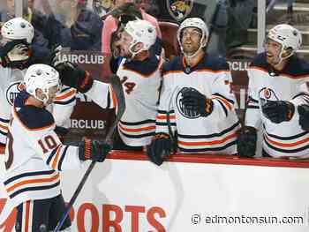 OILERS NOTES: Nugent-Hopkins goes down with suspected shoulder problem - Edmonton Sun