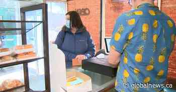 Saskatoon people finding different ways to help Ukraine - Global News