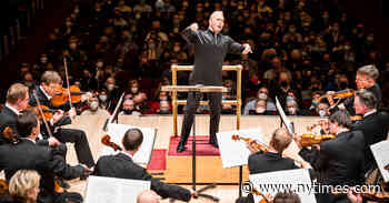 Review: Upended by Global Conflict, the Vienna Philharmonic Plays On