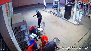 Câmeras de segurança registram roubo em posto de gasolina, em Aracoiaba; veja vídeo - O POVO