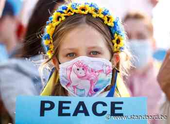 Tal van steden kleuren geel en blauw - De Standaard